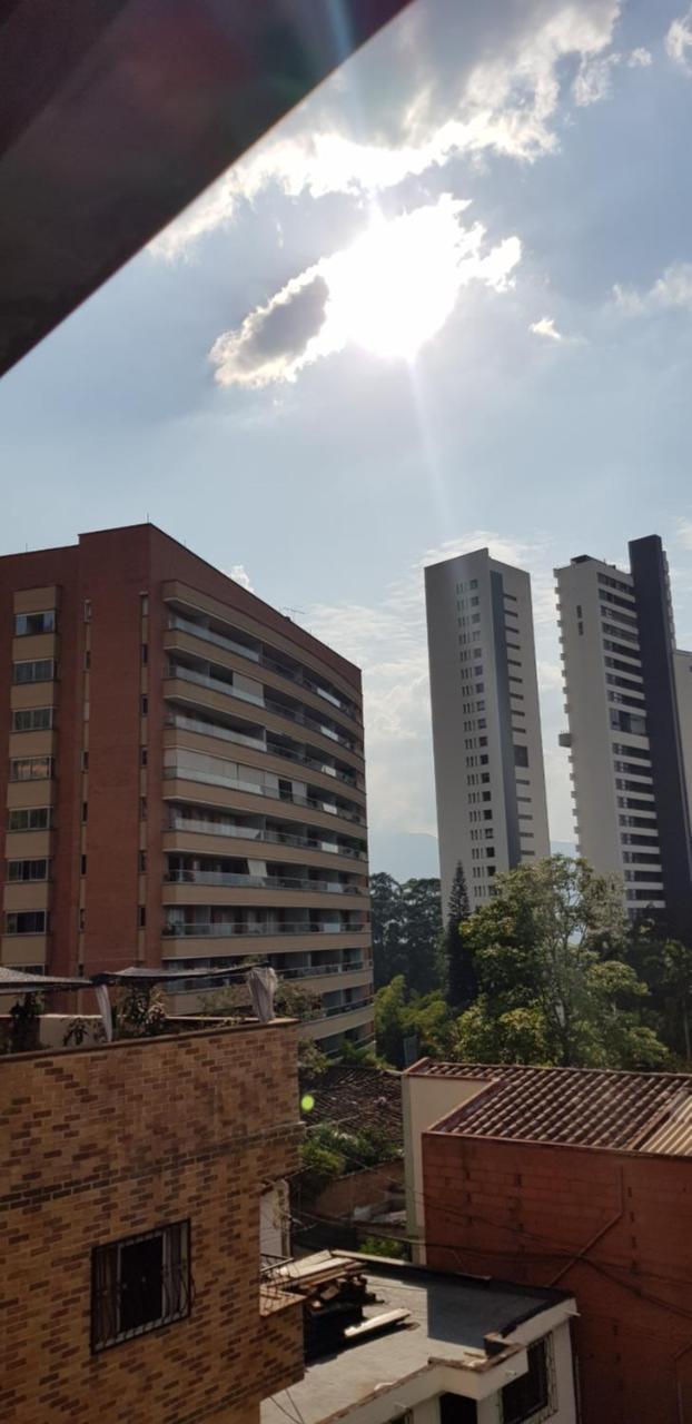 ميديلين Cozy Apartment In The Poblado San Lucas المظهر الخارجي الصورة